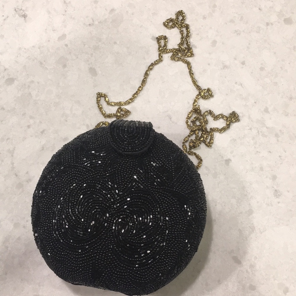 Adorable Vintage Beaded Black Evening Bag - Picture 3 of 6